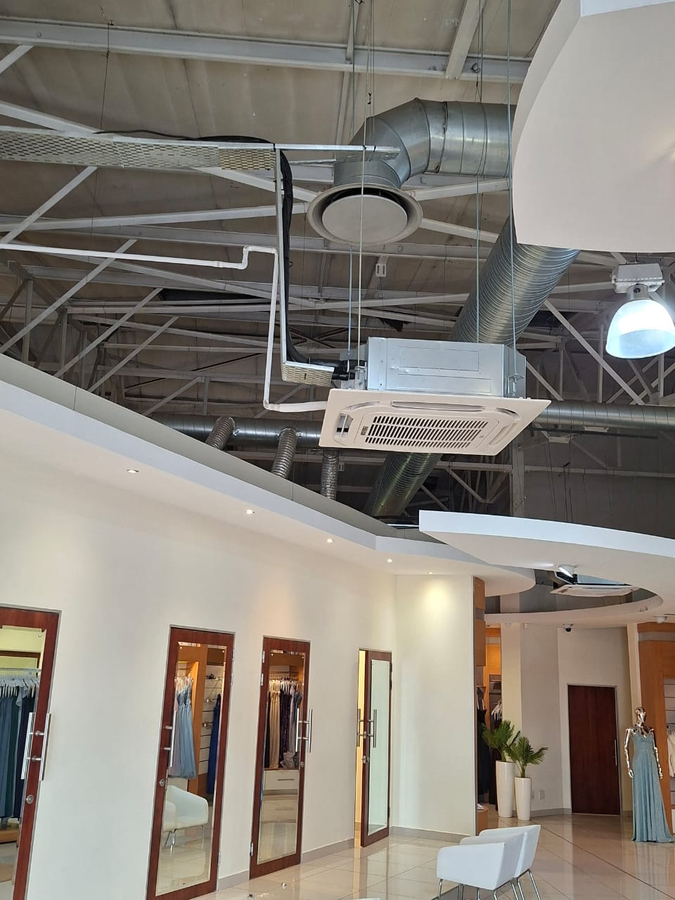 Ducted extraction system for industrial ventilation